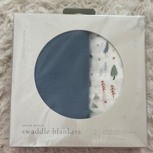 Little Unicorn Deluxe Muslin Swaddle Blankets - Blue dragon days NWT